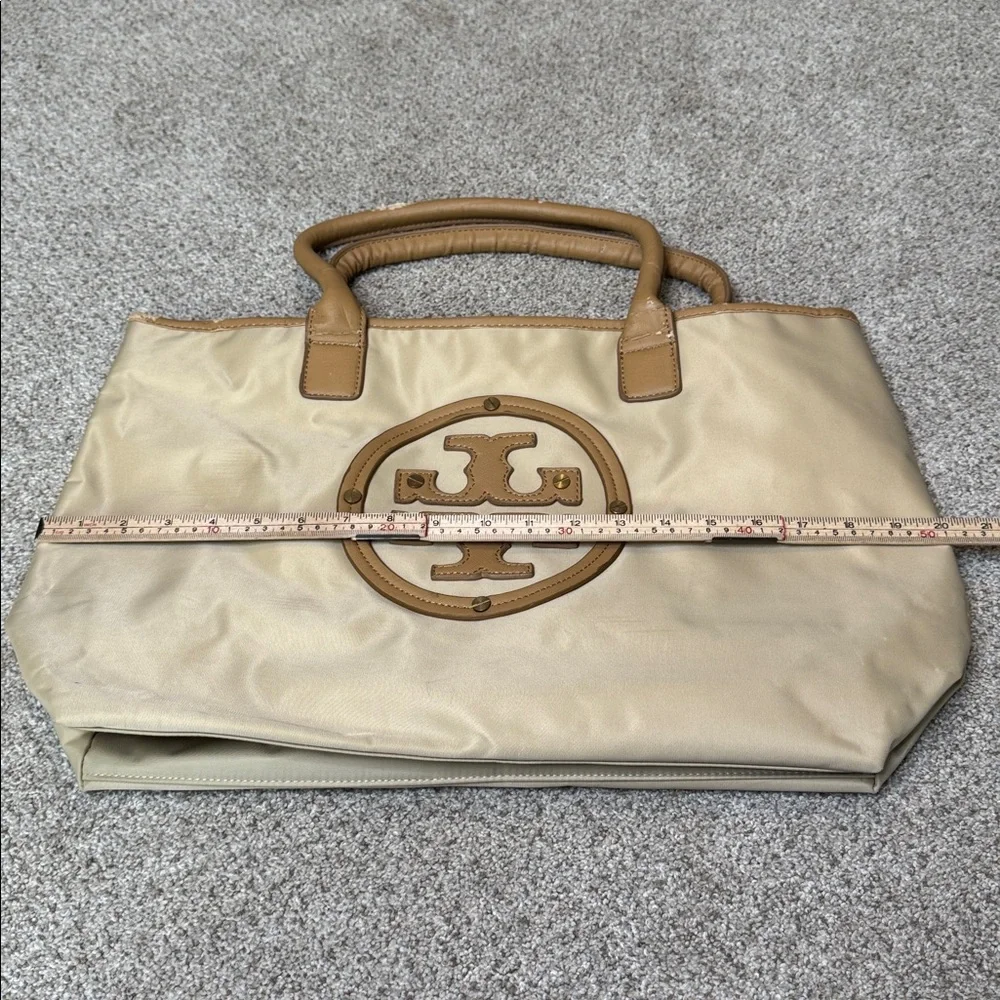 Tory Burch classic tory